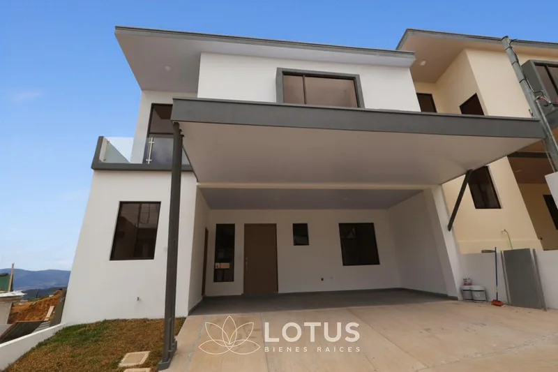 Casa en Venta en Condominio Acqua, Curridabat — 4 hab., para estrenar, Cód. AJ029