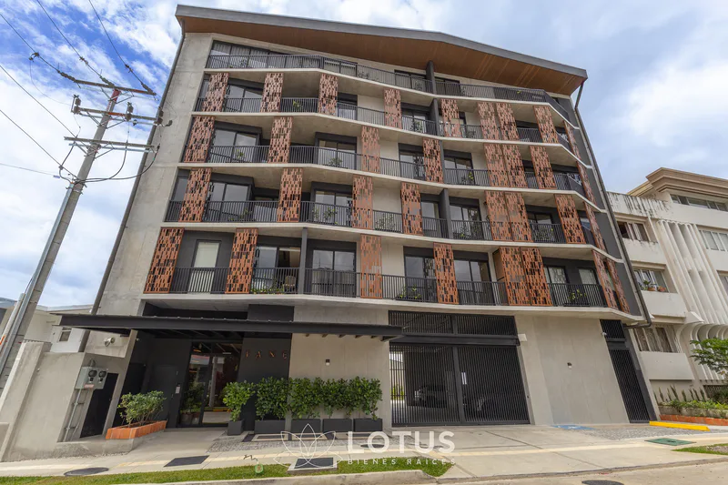 Apartamentos en Alquiler en Torre The Jane, San José, Sabana — 2 hab., nuevos, Cód. AJ086